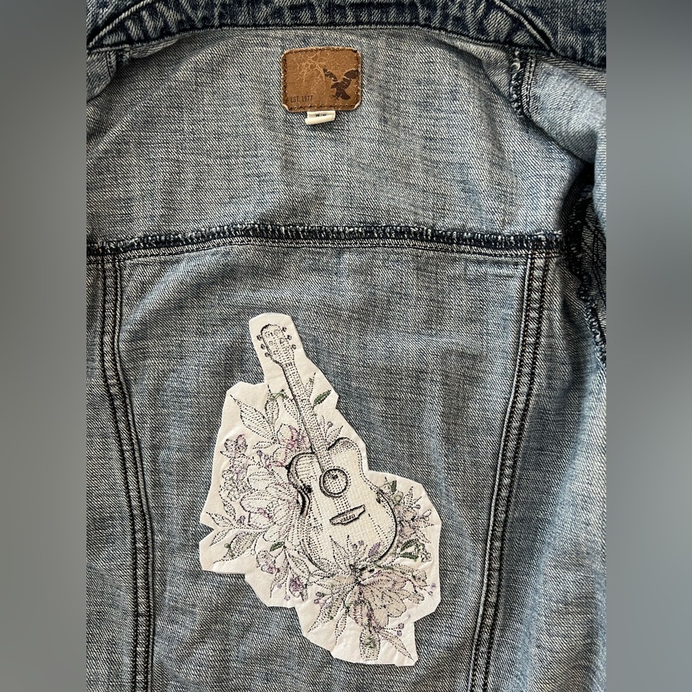 Custom Embroidered Guitar and Floral American Eagle Jean Jacket - Picture 8 of 8